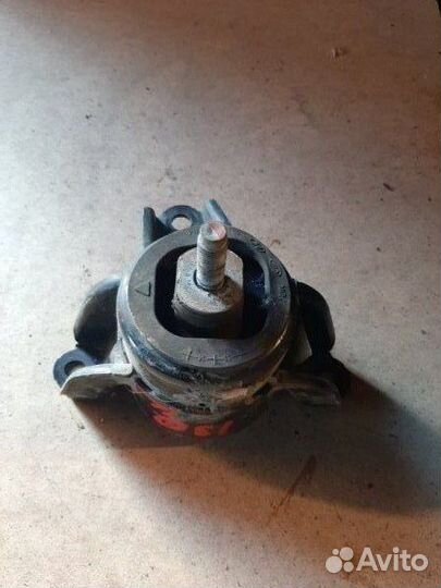 Подушка двигателя передняя правая Huyndai I30 G4FG