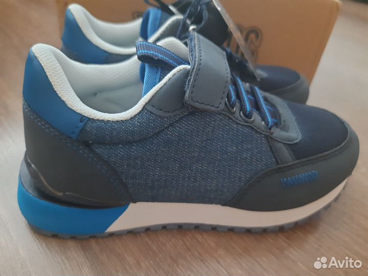 Обувь для мальчика новая