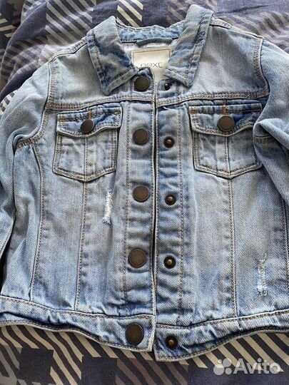 Куртка джинсовая