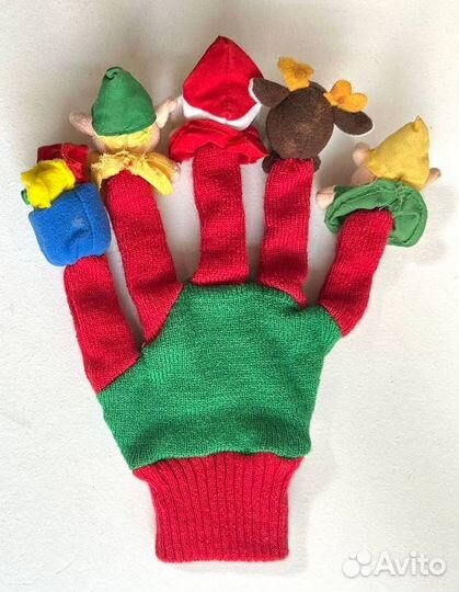 Вязаная перчатка-марионетка