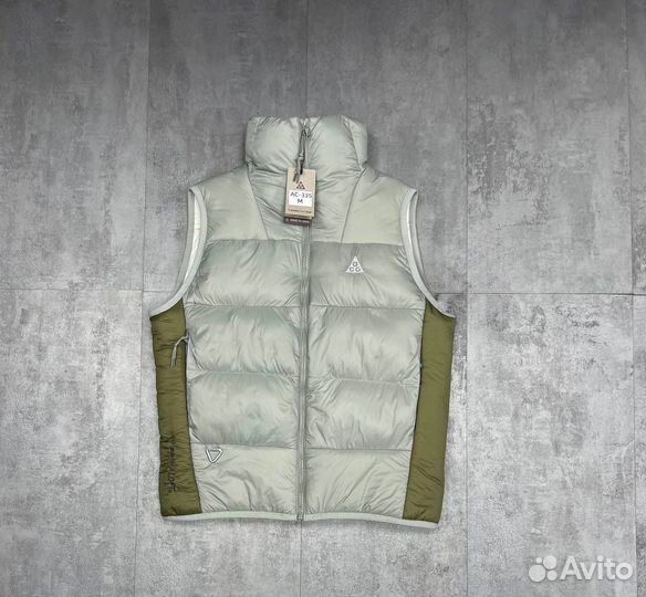 Жилетка Nike acg