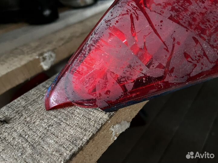 Фонарь задний левый Nissan Almera G15