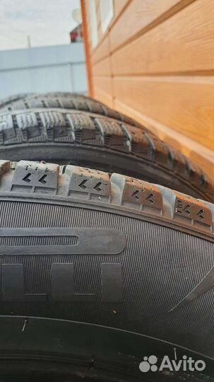 Pirelli Ice Zero 235/55 R17 103T