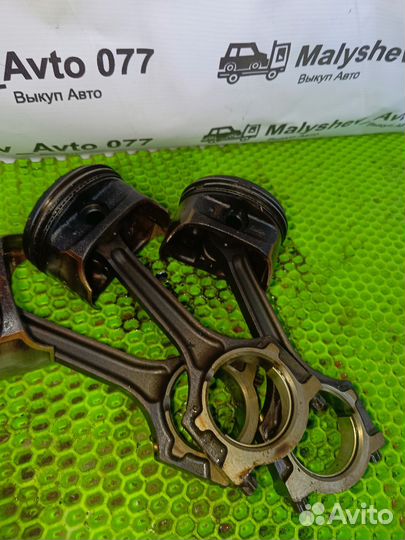 Поршень с шатуном Ford Focus 3 2011-2019 1.6