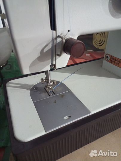 Швейная машинка