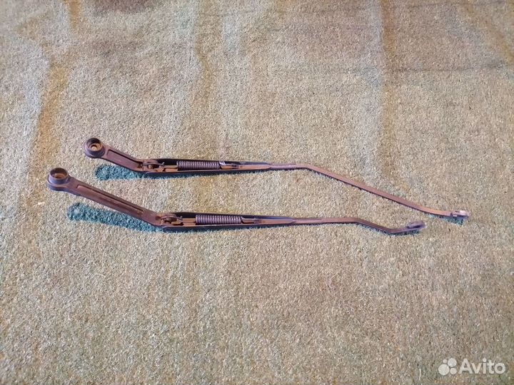 Поводки дворников B25D-67-321 Mazda Familia BJ bjf