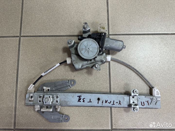 Стеклоподъемник задний правый Nissan X-trail T31