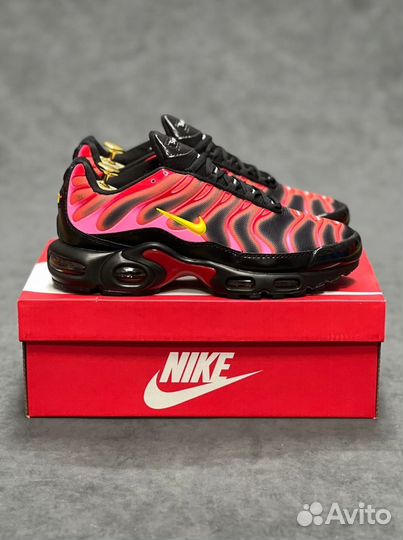 Кроссовки Nike