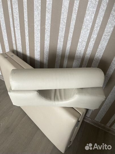 Кушетка для наращивания ресниц