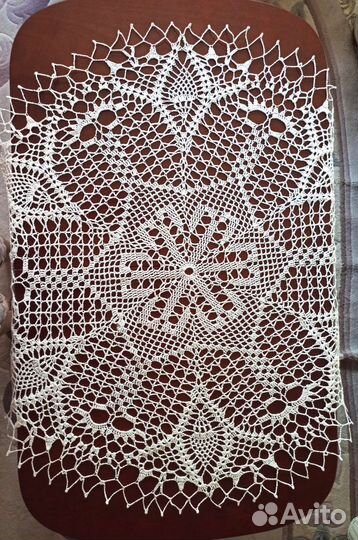 Шикарные скатерти и салфетки крючком большие