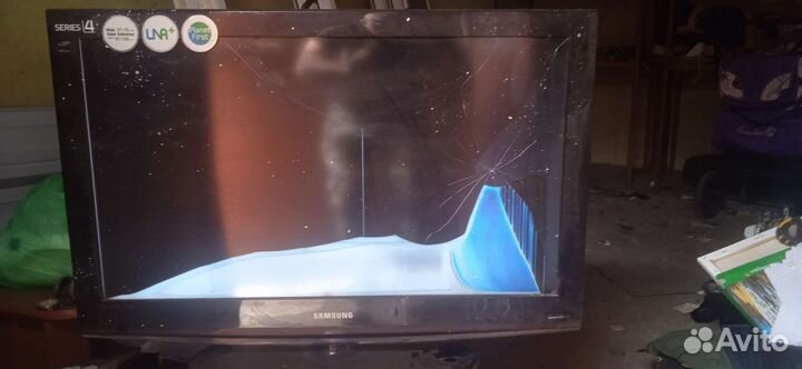Телевизор samsung