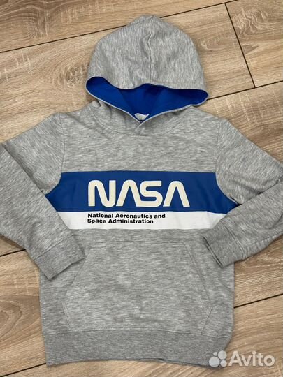 Толстовка и джинсы HM