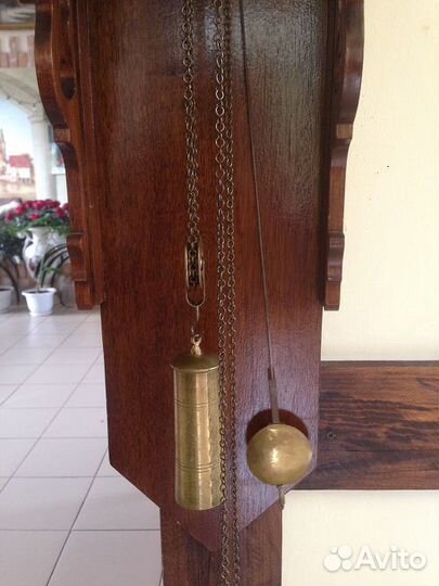 Часы с движущимися фигурками Wuba Голландия