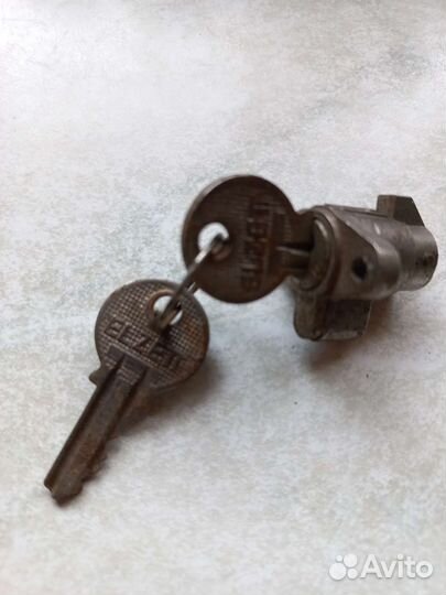 Противоугонный замок