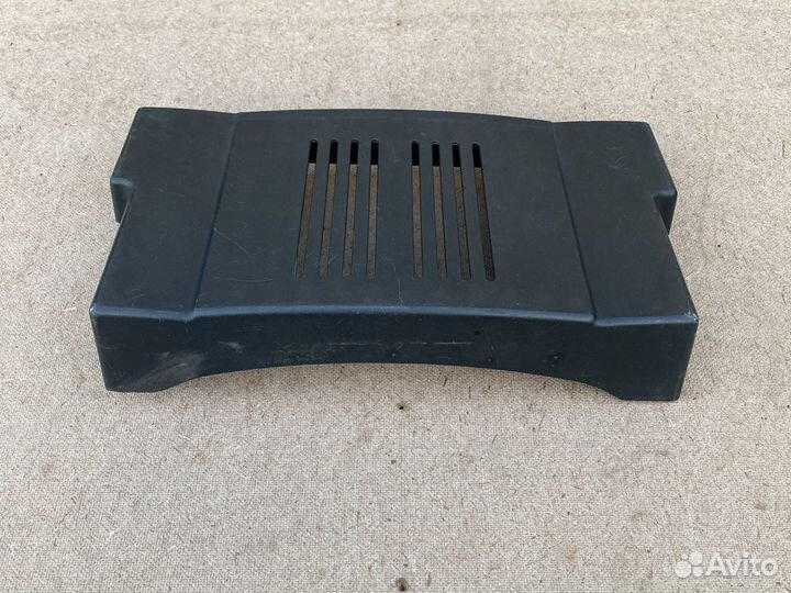 Накладка декоративная двигателя Mercedes w140 m119