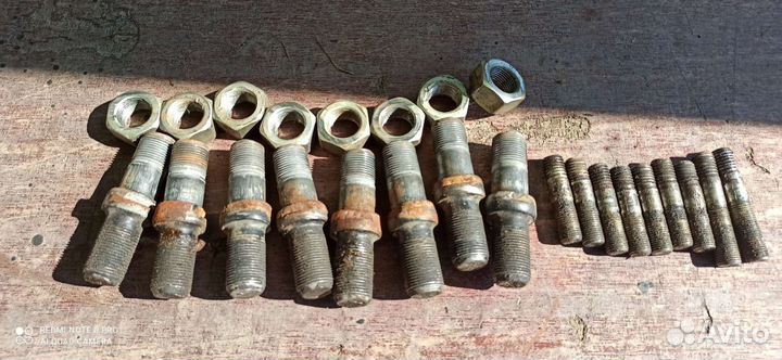 Шпильки колеса ЗИЛ-131