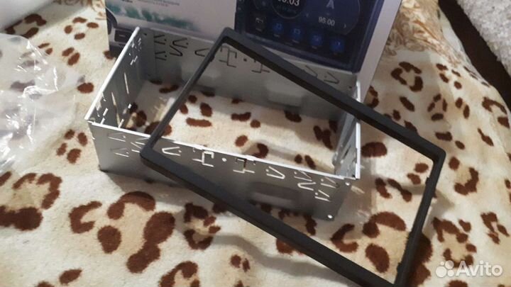 Рамка для автомагнитолы