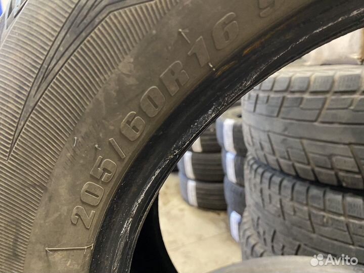 Zeetex Z-Ice 1001-S 205 R16