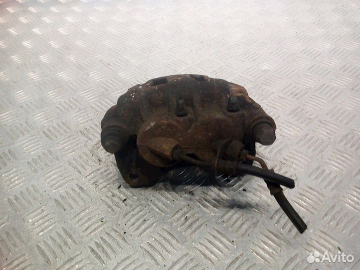 Суппорт передний правый для Opel Movano A 9110990