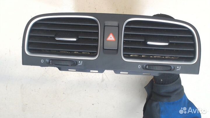 Дефлектор обдува салона Volkswagen Golf 6, 2011