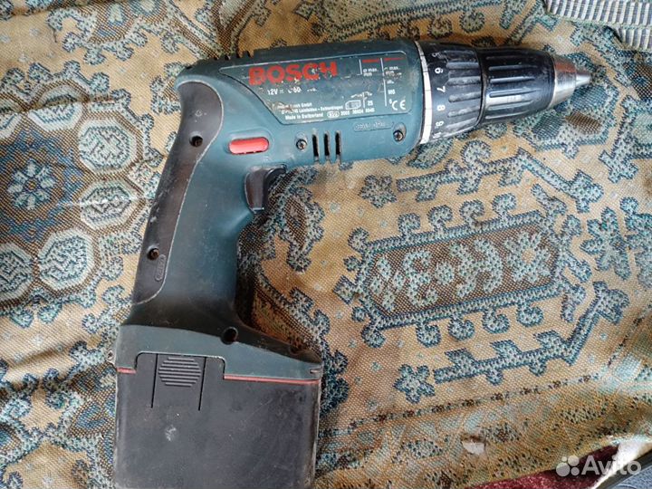 Шуруповерт bosch 12v