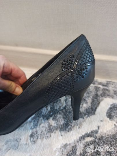 Туфли женские 38 размер черные