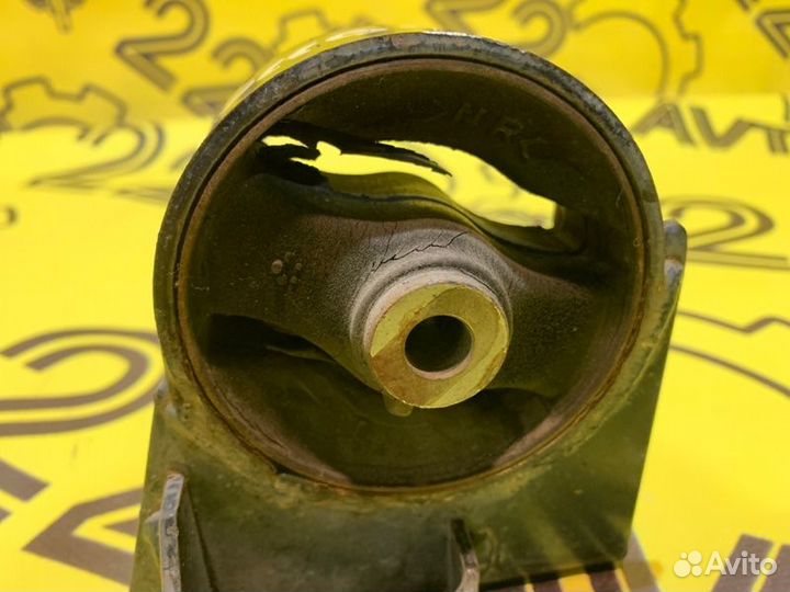 Подушка двигателя передняя Toyota Vista ZZV50