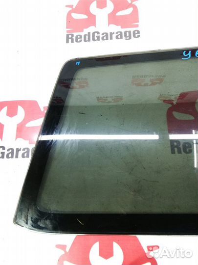 Стекло багажника заднее правое Nissan Patrol Y61