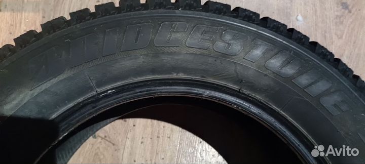 Bridgestone Ice Cruiser 7000 225/60 R16 102