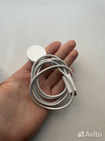Зарядка на часы apple watch