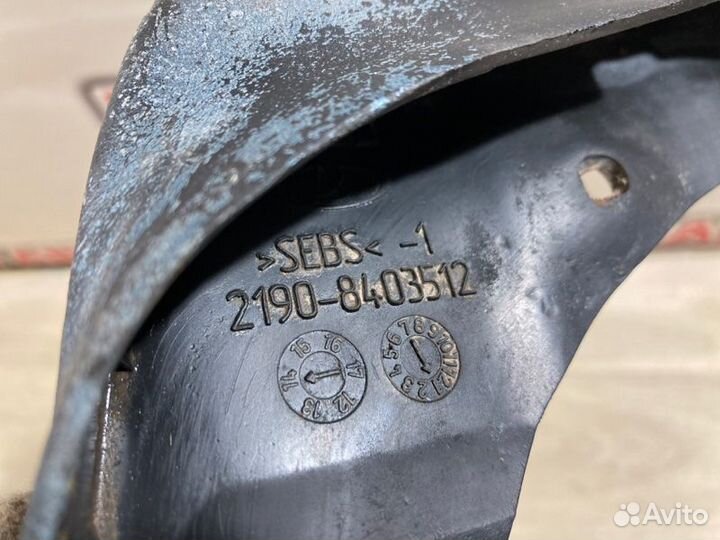 Брызговик передний правый LADA Granta седан 2014