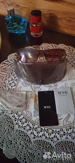 Солнцезащитные очки женские