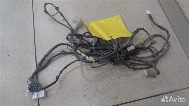 Проводка двери багажника Mitsubishi Galant E5 199