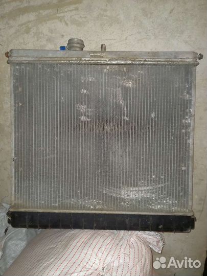 Радиатор Хамер Н3