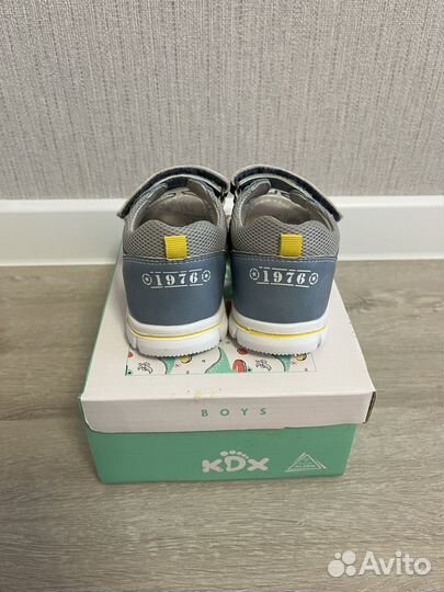 Сандалии для мальчика 24, 26