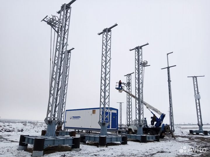 Установка опор уличного освещения