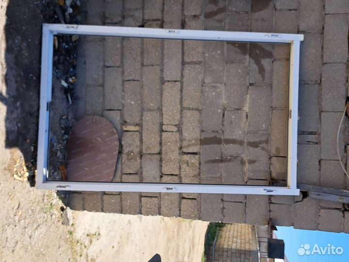 Двери пластиковые со стеклом бу