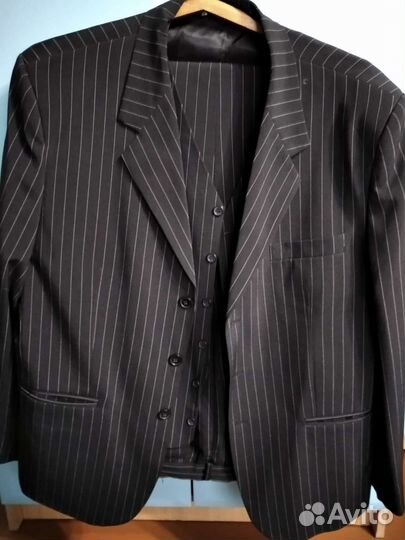 Мужской классический костюм