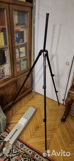 Штатив manfrotto 055DB