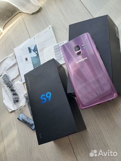 Samsung Galaxy S9, 4/64 ГБ