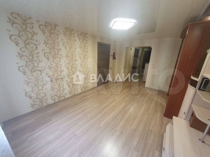 3-к. квартира, 58 м², 1/9 эт.