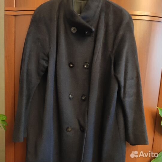 Продам пальто демисезонное