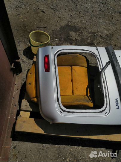 Дверь задняя распашная largus