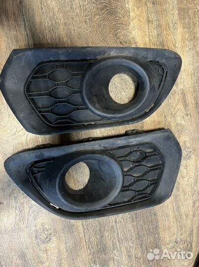 Renault logan 2 заглушки переднего бампера