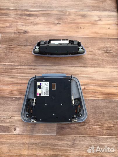 Плафон освещения салона Mercedes W203