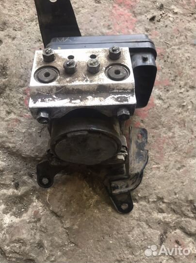 Блок ABS 4670А231 Mitsubishi Pajero Sport