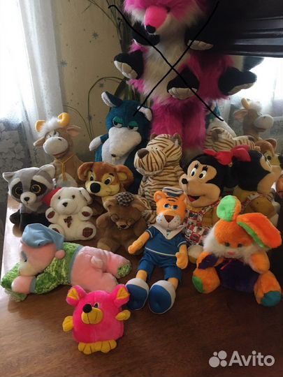 Мягкие игрушки мишки, мыши, еноты, тигры, бычок