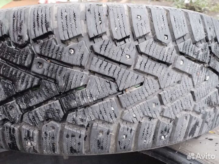 Pirelli Ice Zero 225/65 R17