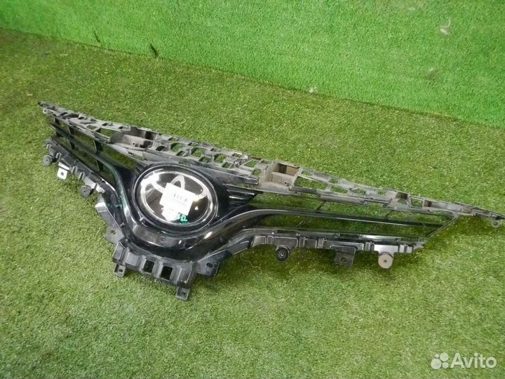 Решетка радиатора Toyota Camry xv70 (2018-2021)