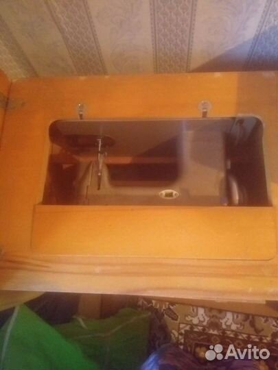 Швейная машинка Подольск ножная